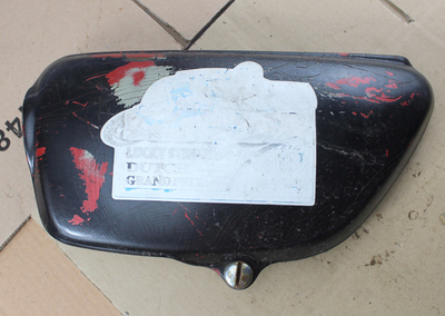 Side cover left Honda CB350Four used
