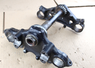 Steering Stem upper + lower Honda CB750KZ+F used