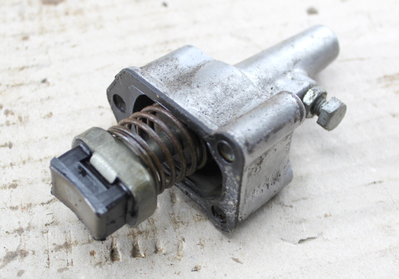 Housing cam chain tensioner with bolt spring Honda CB750Four used