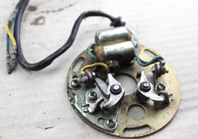 Contact plate Honda CB750K0-K2 used original Honda