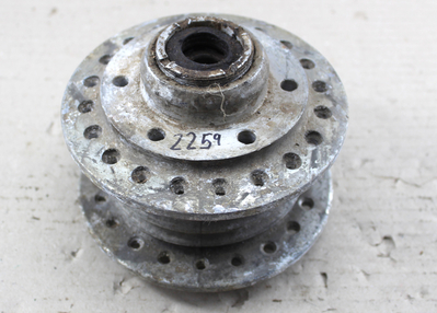 Hub Front Wheel Honda CB500Four CB550F+K3 CB750Four K1-K6+F1 used