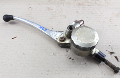 Master brake cylinder Honda CB350F CB400F CB500F CB550F+K3 CB750Four used original part