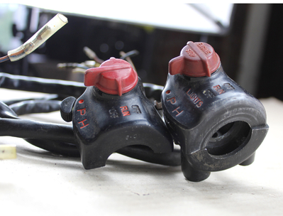 Handlebar switch right Honda CB400F CB500K2 CB550F CB750K6+F1 used