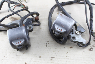 Handlebar switch left Honda C550K3 CB750K7 used
