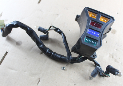 Center pilot console Honda GL500-650 Silverwing used