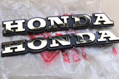 Emblem set fairing Honda GL650 NOS new