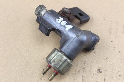 Brake distributor Honda CB350F CB400F CB500F CB550F+K3 used