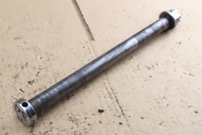 Rear wheel axle Honda CB750Four F1+F2 used