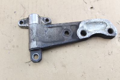 Brake caliper bracket with bearing bolt Honda CB750Four K7+F1