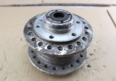 Front wheel hub Honda CB 500 Four CB550F+K3 CB 750 Four K1-K6+F1 used