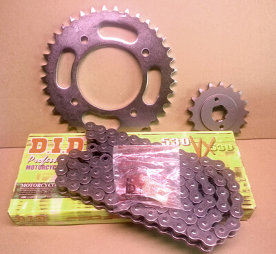 Chain Kit drive sprocket Honda CB 550 F-K new