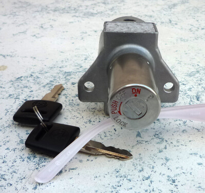 Ignition lock Honda CB400Four CB550F-K CB650 CB750K7-F1-F2 CB750F CB900F GL1 new